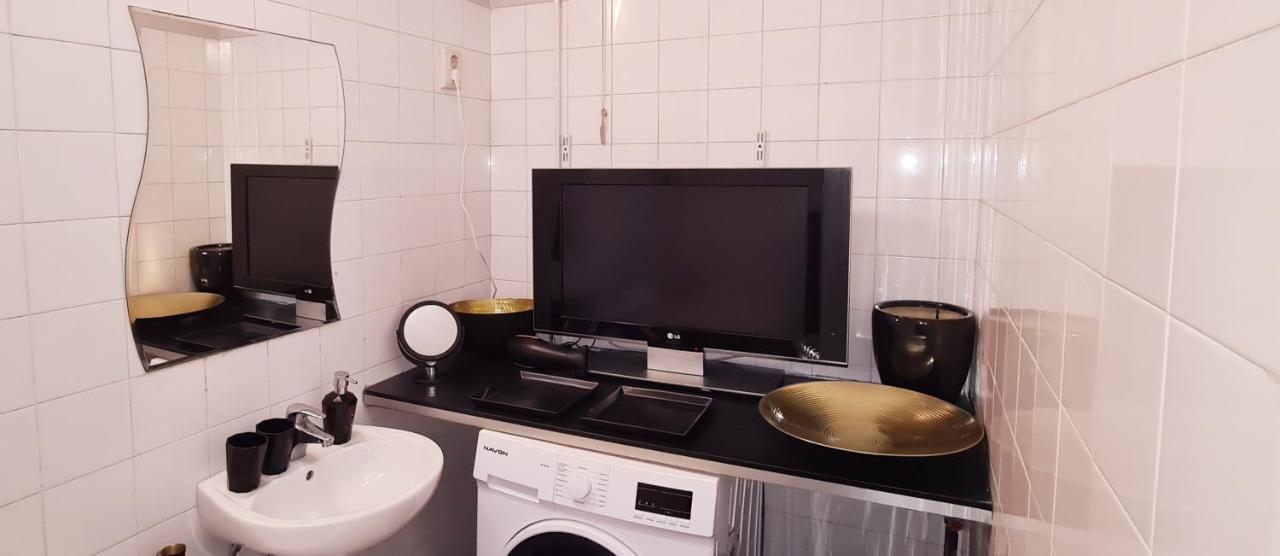 Krisna Apartment Budapest Esterno foto
